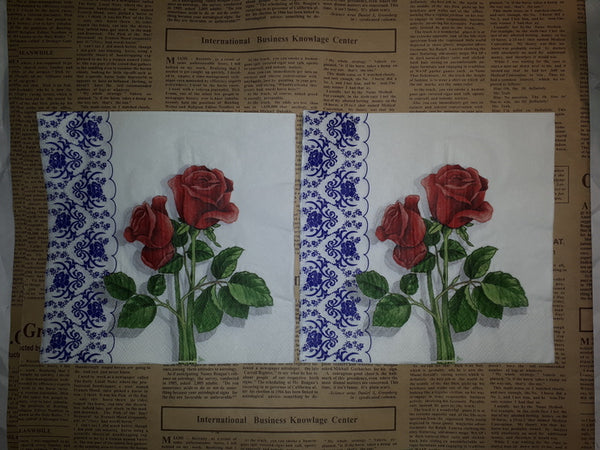 Paper Napkins (Pack of 2) Red and Green Rose and Blue China Pattern