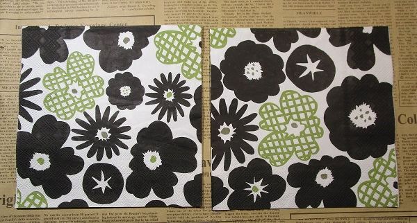 Paper Napkins (Pack of 2) Stylized Flowers Black and Green