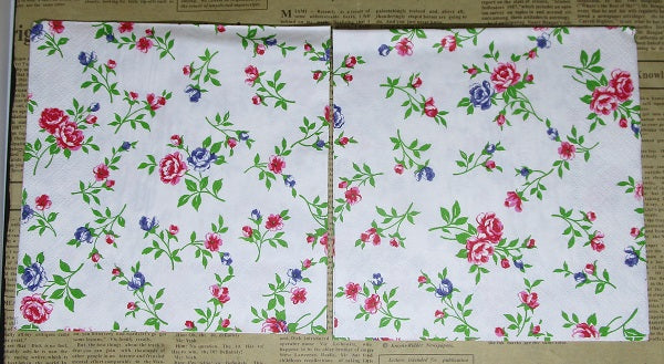 Paper Napkins (Pack of 2) Tiny Pink and Blue Flowers Roses
