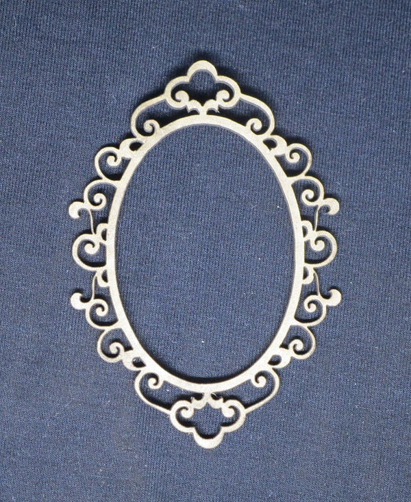 Chipboard Lacey Oval Frame Small
