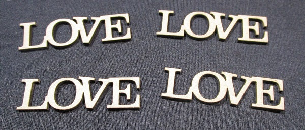 Chipboard Word Love (4 Pieces)